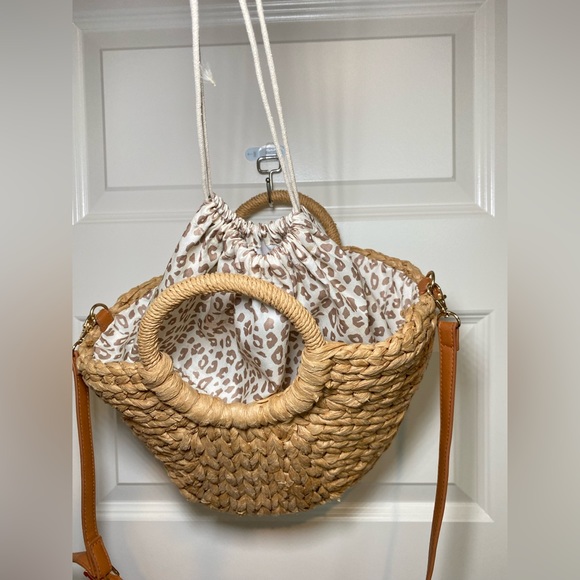 JustFab Rattan Woven Beach Bag - Picture 8 of 8
